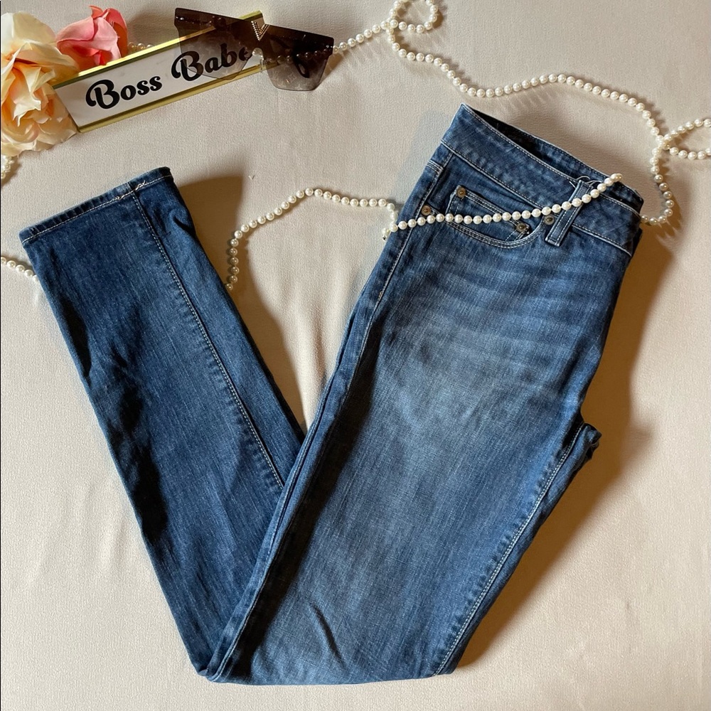 American Eagle Live Your Life.